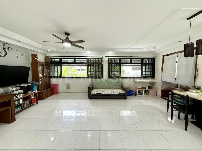5 Room (5I) HDB for Sale in  239 Compassvale Walk - Image 8